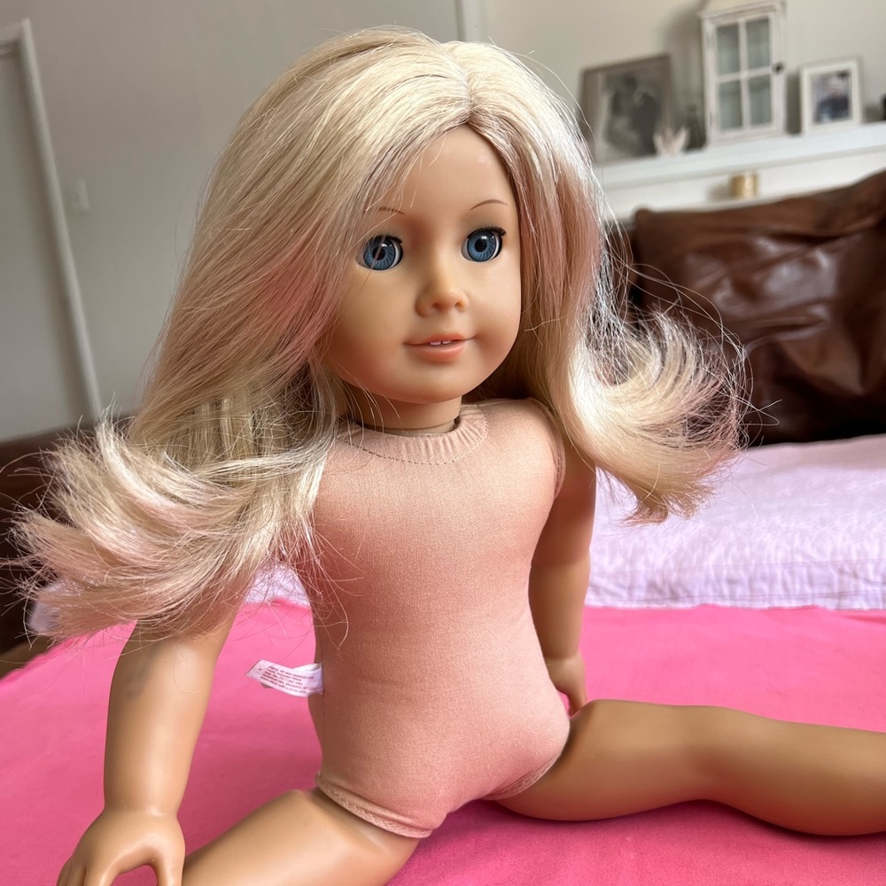 💕AMERICAN GIRL DOLL💕